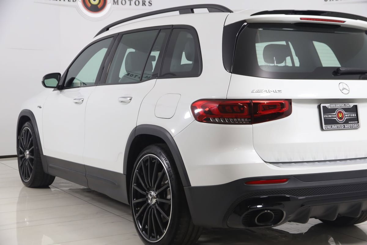Used 2022 Mercedes-Benz GLB 35 AMG 4MATIC image 24