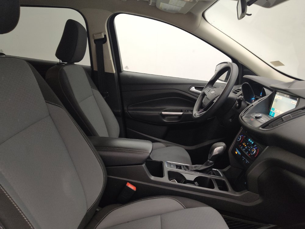 Used 2019 Ford Escape SE FWD image 21