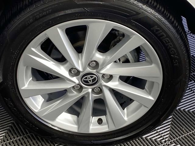 Used 2024 Toyota Camry LE AWD/4WD image 28