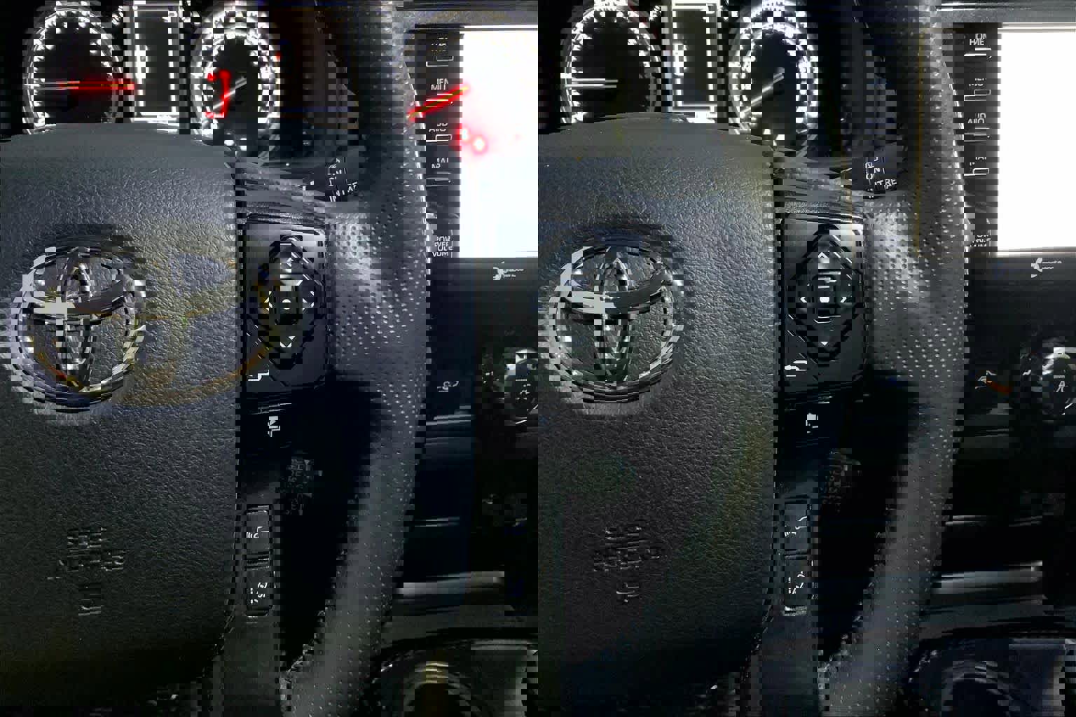 Used 2022 Toyota 4Runner TRD Off-Road Premium w/ Moonroof Package image 24