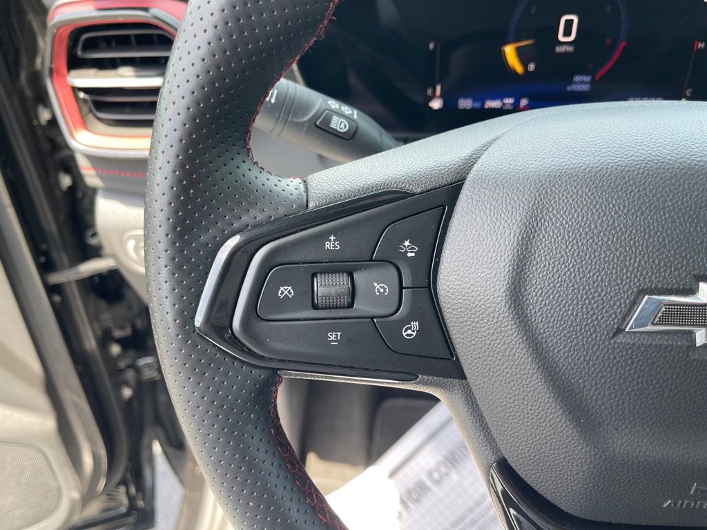 Used 2024 Chevrolet TrailBlazer RS AWD/4WD image 15