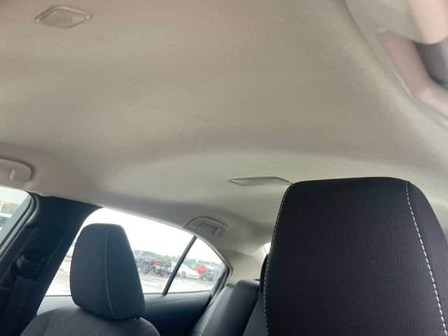 Used 2025 Toyota Corolla LE FWD image 27