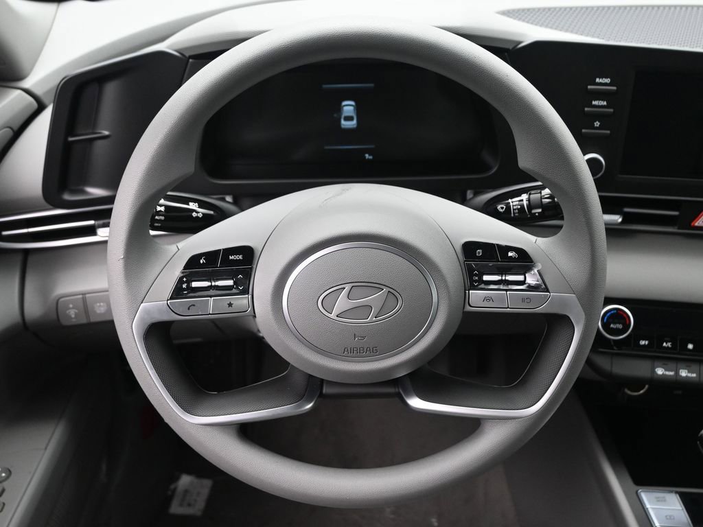New 2026 Hyundai Elantra Hybrid FWD image 20