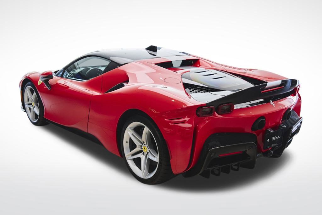 Used 2021 Ferrari SF90 Stradale image 3