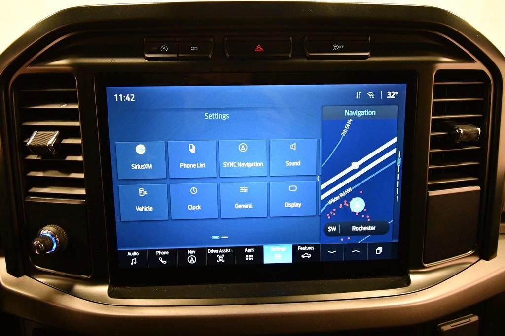 Used 2024 Ford F150 XL w/ Equipment Group 103A High image 19