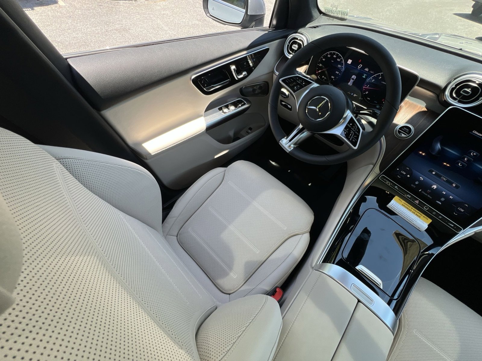 New 2026 Mercedes-Benz GLC 300 4MATIC image 16