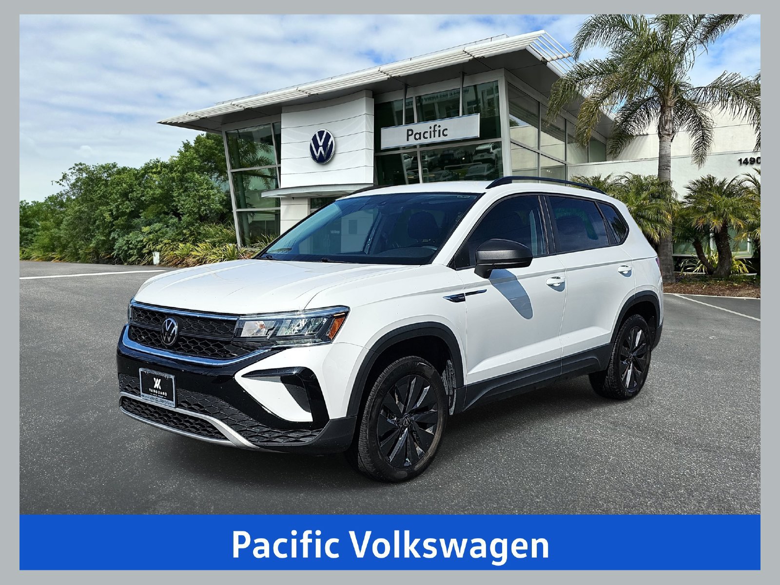 Used 2023 Volkswagen Taos S FWD image 1