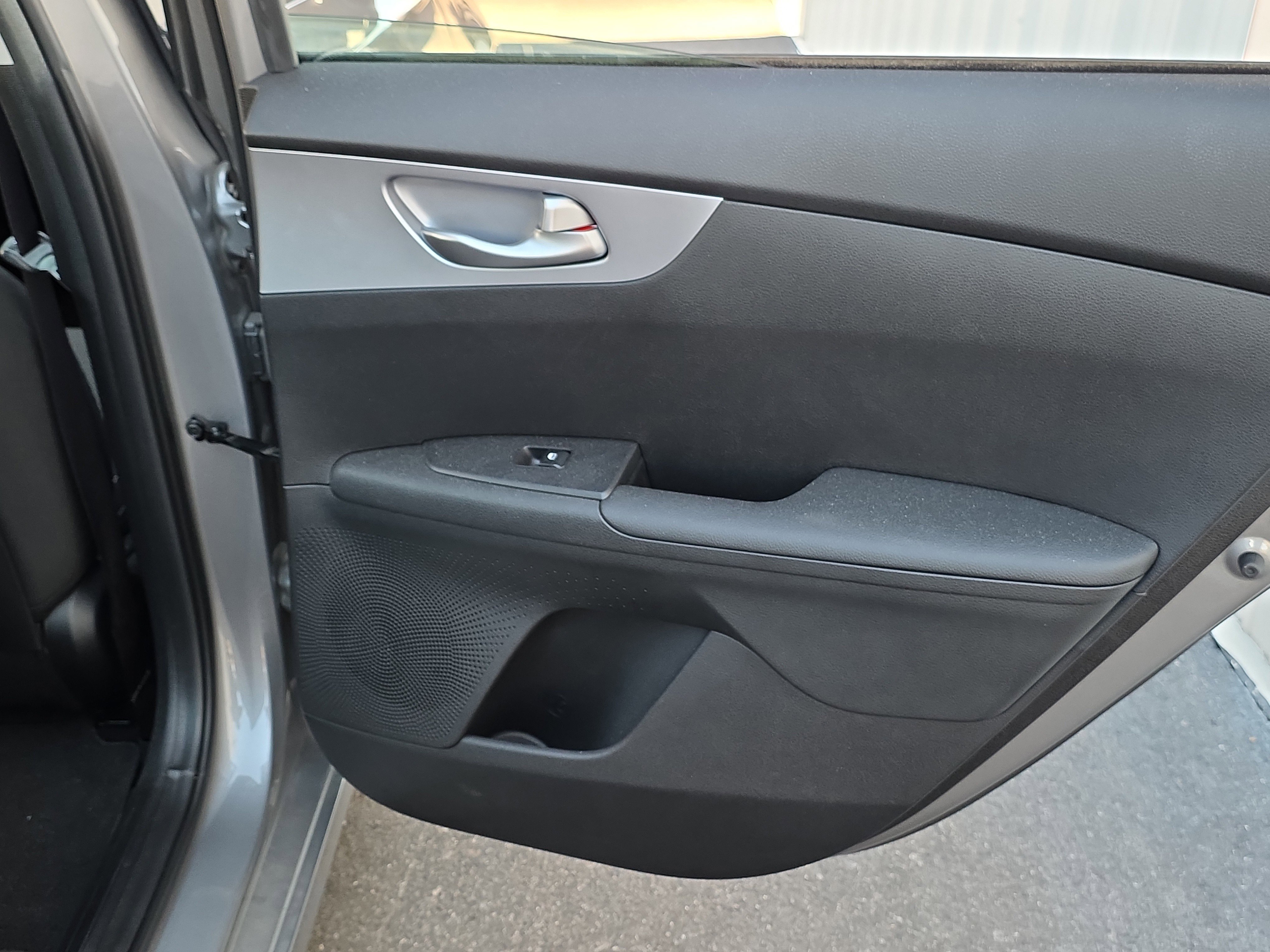 Used 2023 Kia Forte LXS image 24