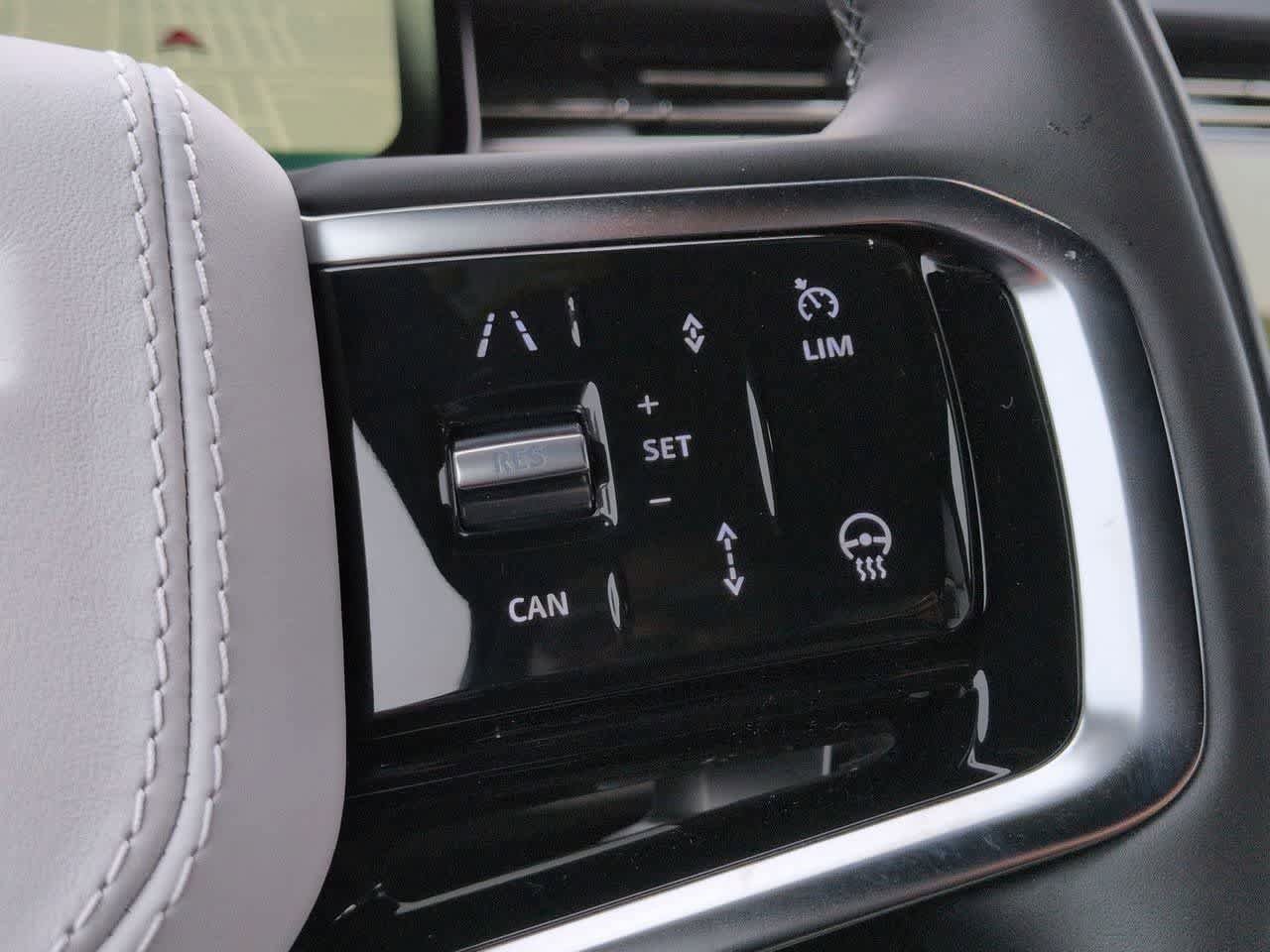 New 2026 Land Rover Range Rover Sport SE AWD/4WD image 25