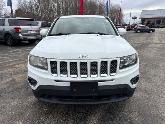 Used 2017 Jeep Compass High Altitude AWD/4WD image 2