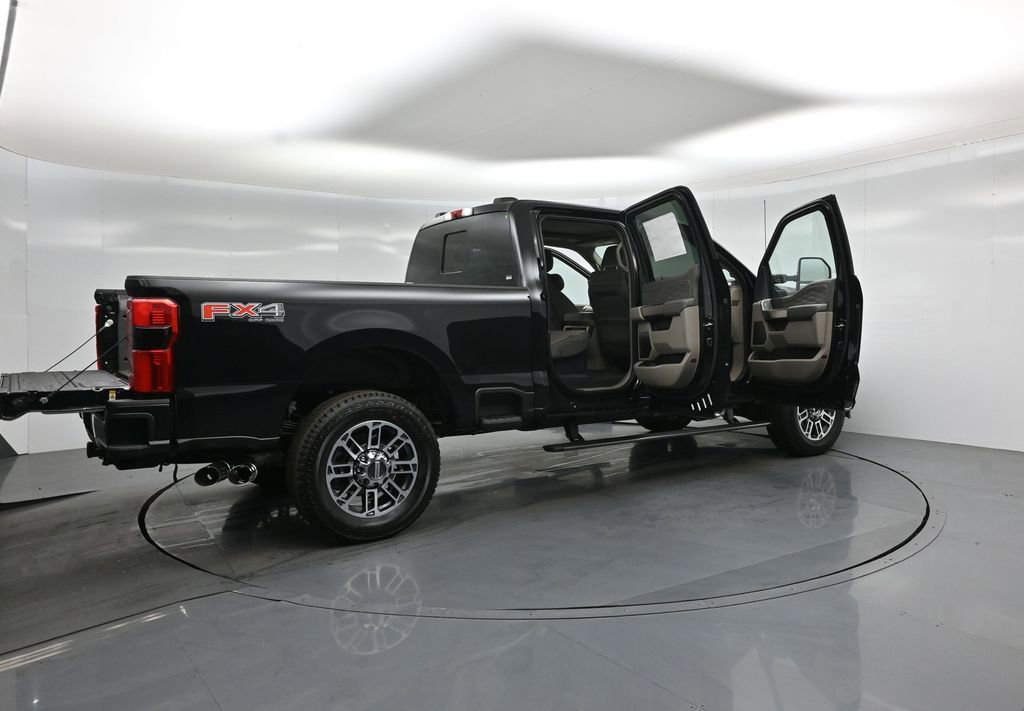 New 2026 Ford F250 4x4 Crew Cab Super Duty image 5