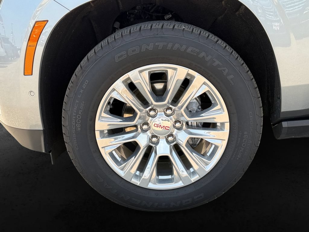 Used 2025 GMC Yukon Denali w/ Sun & Power Step Package AWD/4WD image 13