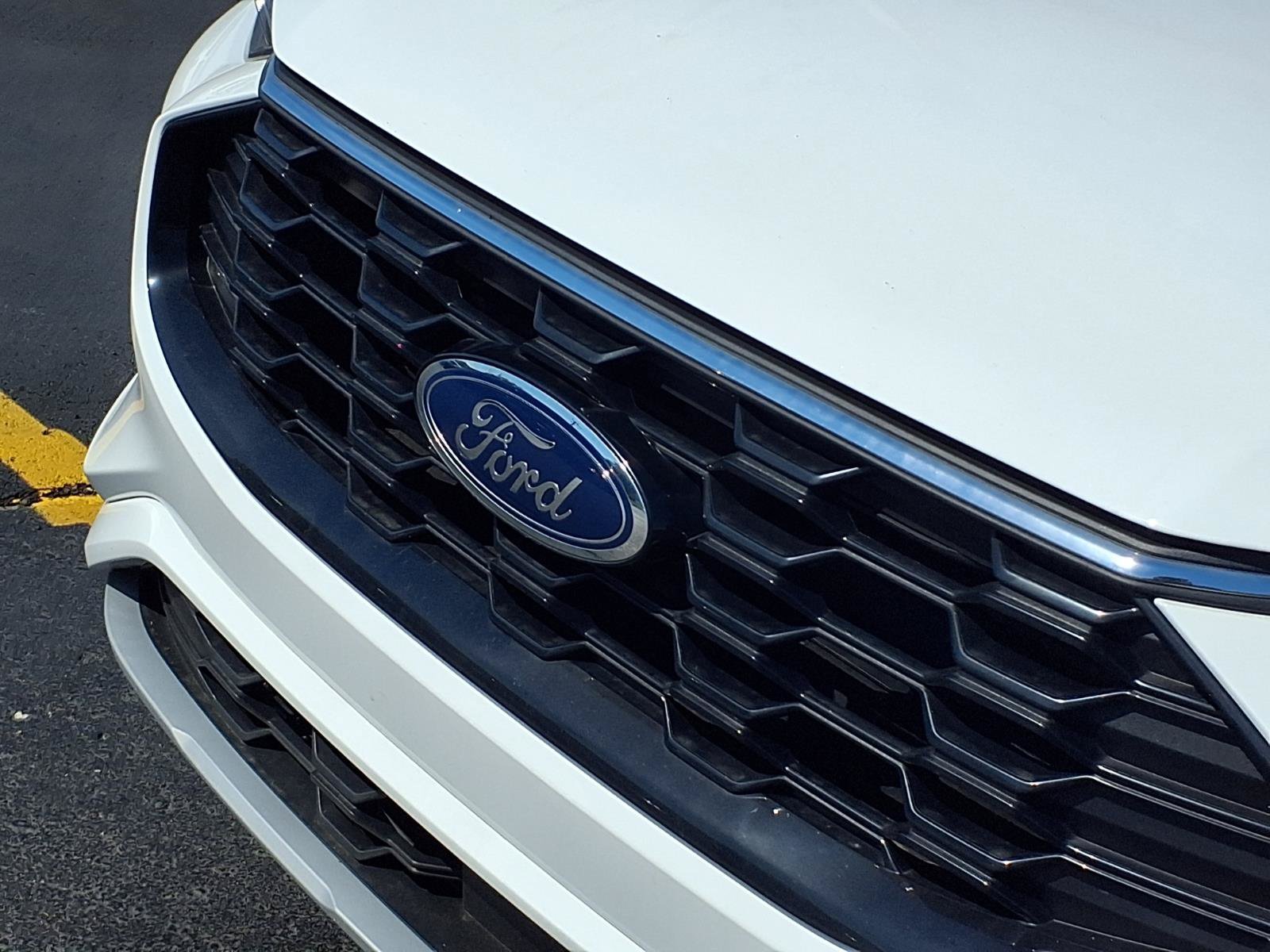 Used 2023 Ford Escape ST-Line w/ Tech Pack #1 AWD/4WD image 34