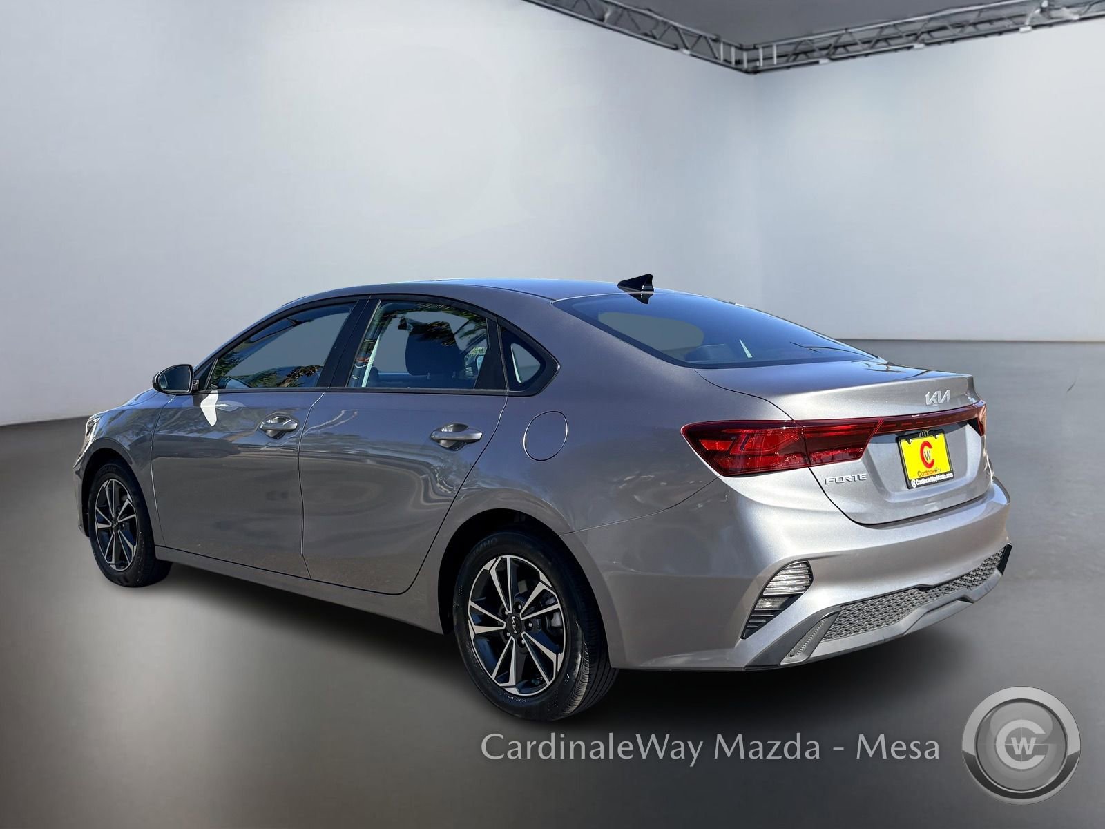 Used 2024 Kia Forte LXS image 6