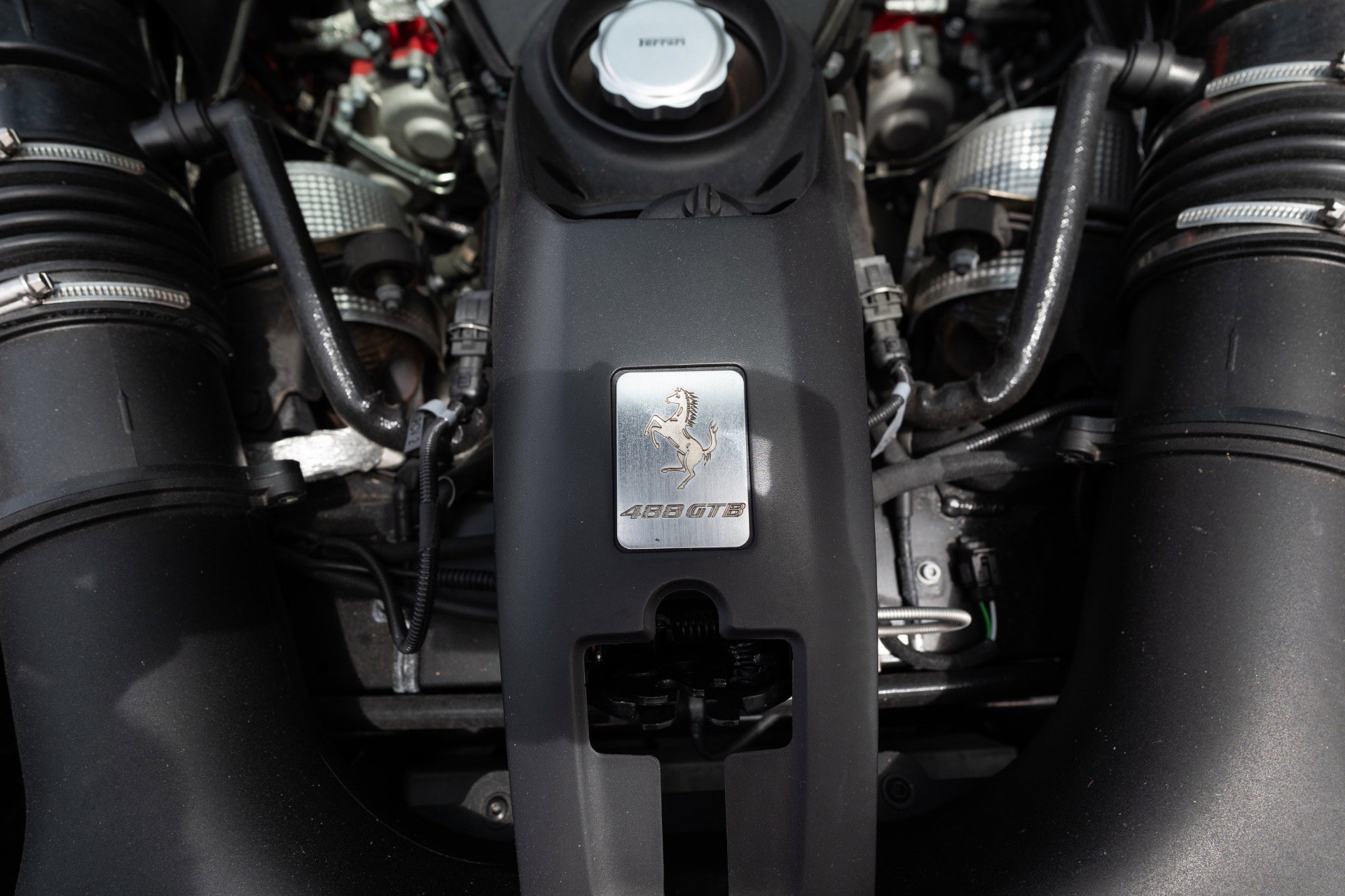 Used 2016 Ferrari 488 GTB RWD image 72