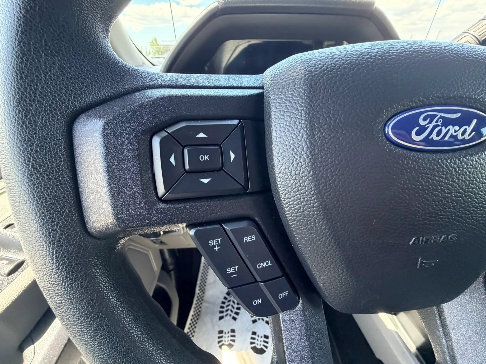 Used 2019 Ford F150 XL w/ Equipment Group 101A Mid AWD/4WD image 13