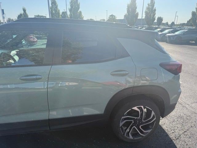 Used 2024 Chevrolet TrailBlazer RS w/ Convenience Package AWD/4WD image 6