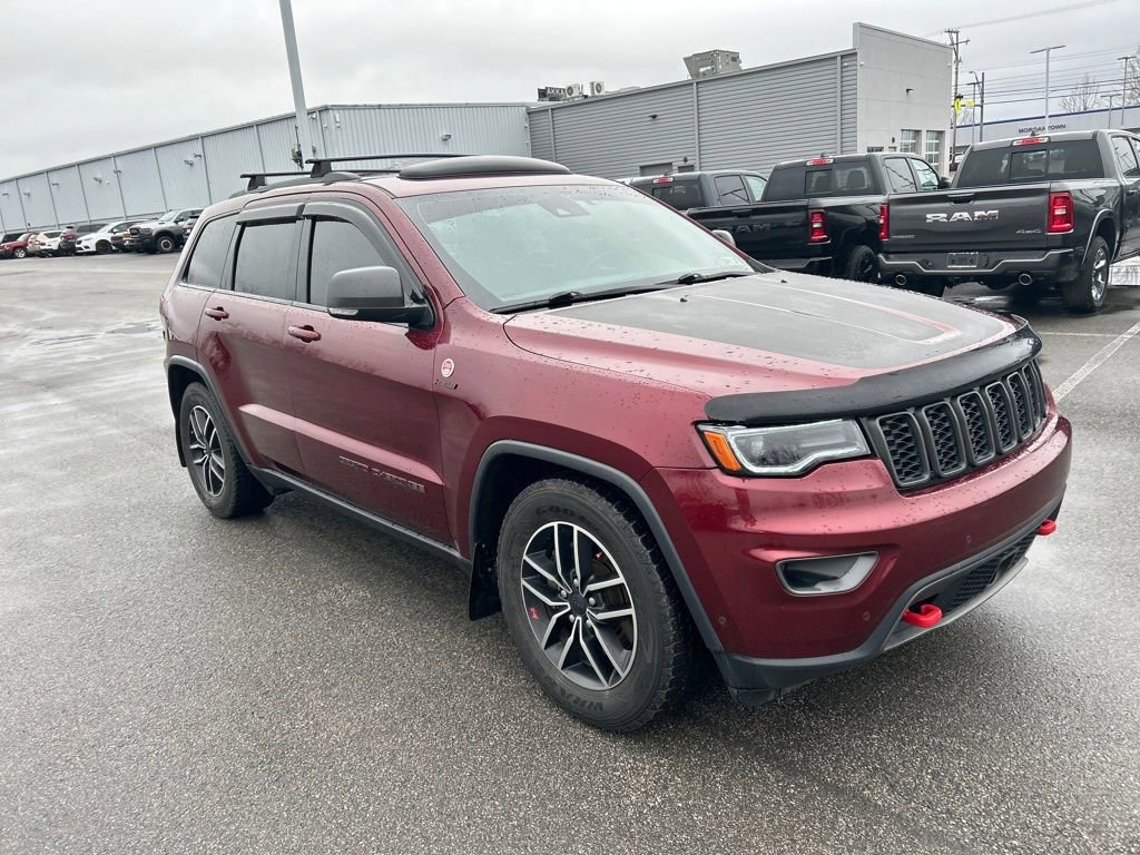 Used 2019 Jeep Grand Cherokee Trailhawk w/ Trailhawk Luxury Group image 3