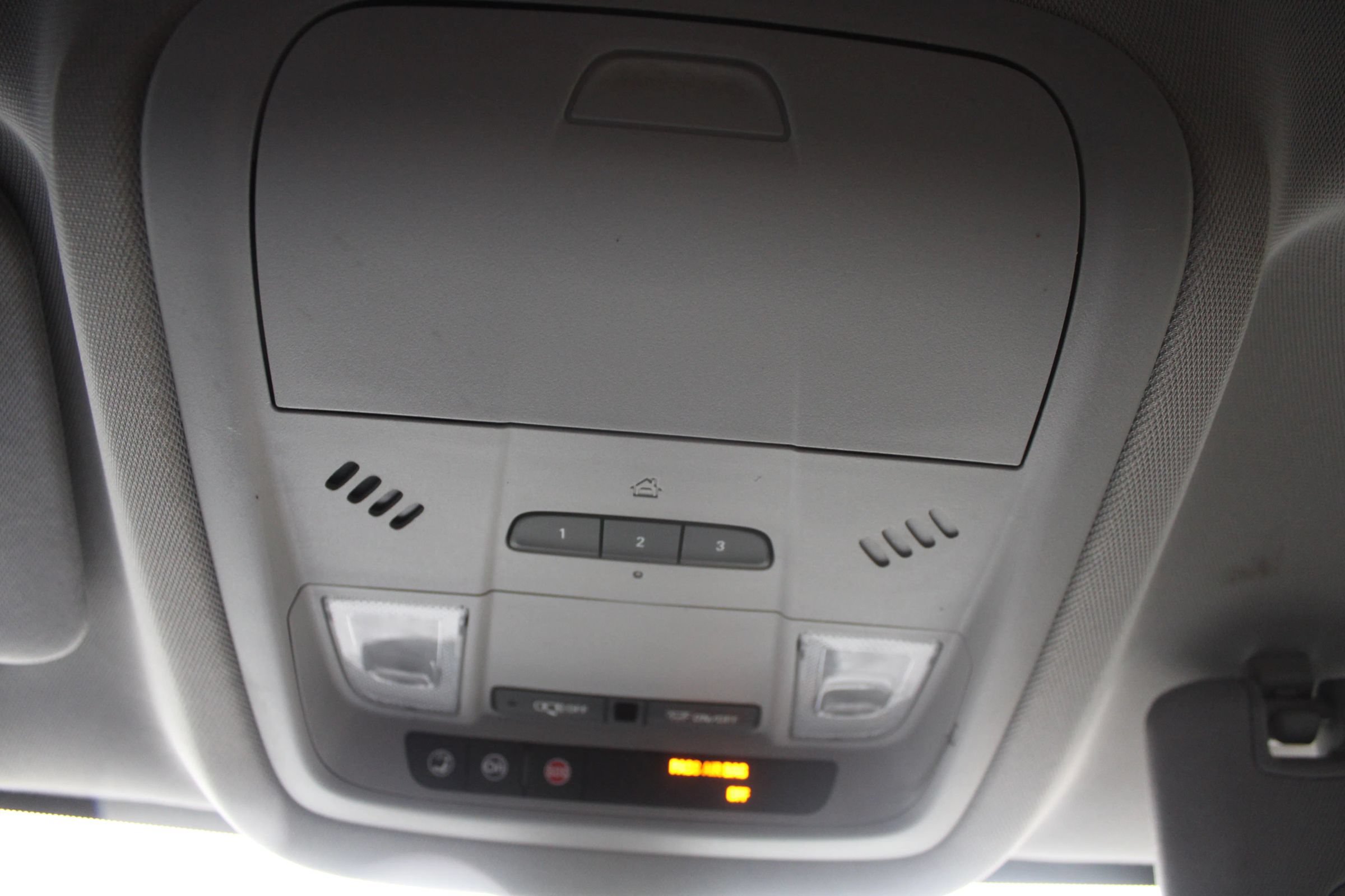 Used 2019 GMC Acadia SLT FWD image 33