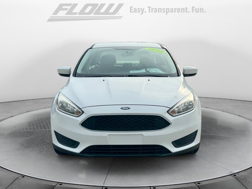 Used 2018 Ford Focus SE FWD image 3