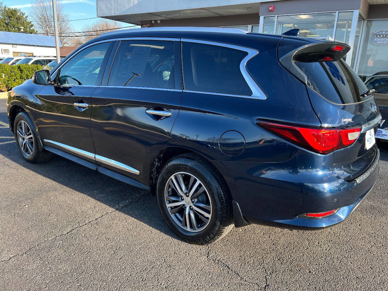 Used 2017 INFINITI QX60 Luxe w/ Premium Plus Package AWD/4WD image 11