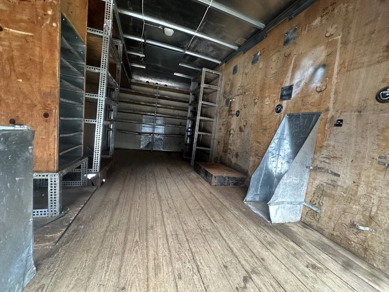 Used 2008 Chevrolet Express 3500 image 16