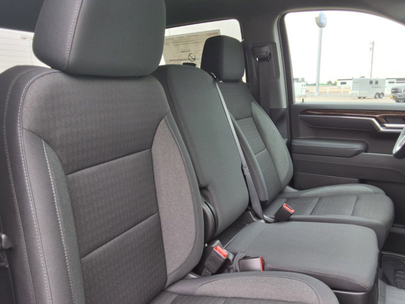 New 2026 GMC Sierra 1500 SLE image 15