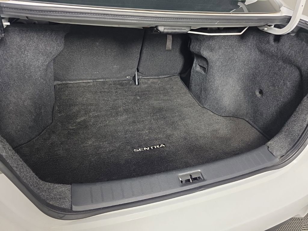 Used 2019 Nissan Sentra SV image 30