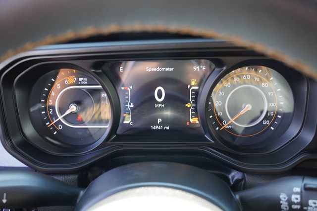 Used 2024 Jeep Wrangler Sahara image 29