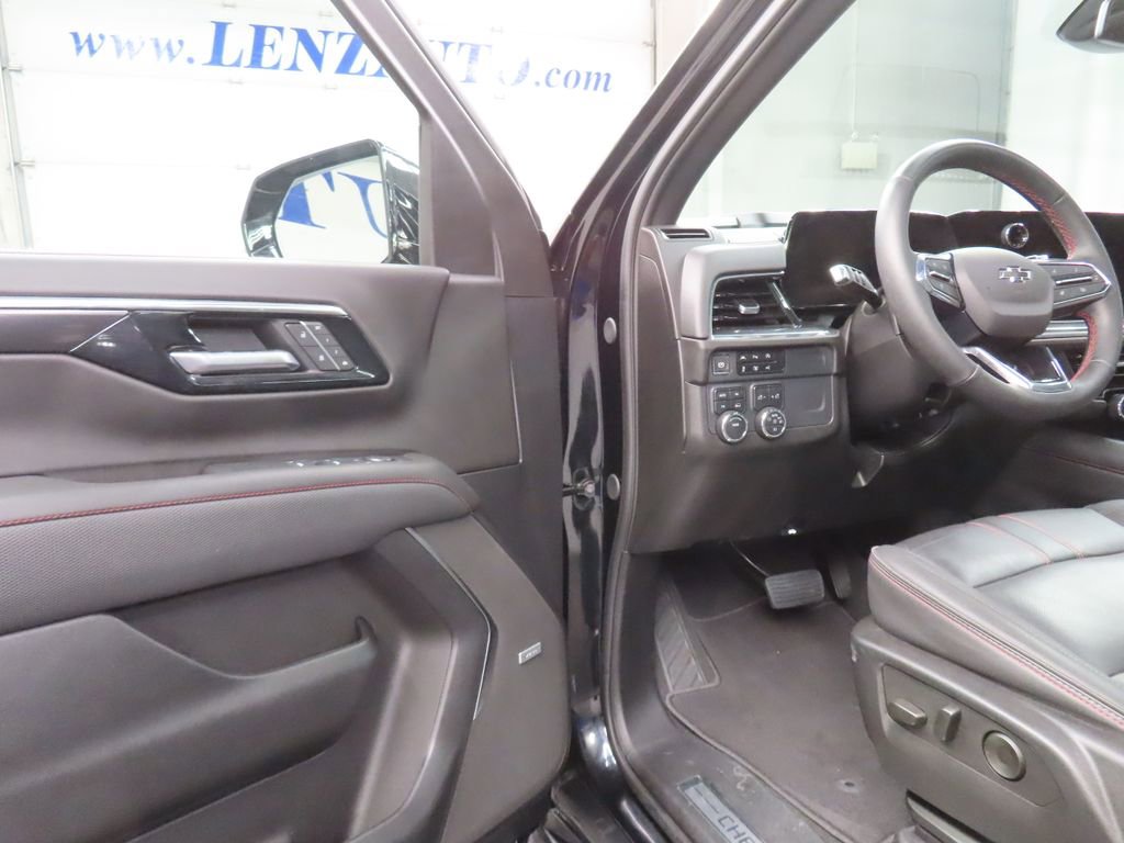 Used 2025 Chevrolet Tahoe RST w/ Comfort Package AWD/4WD image 52