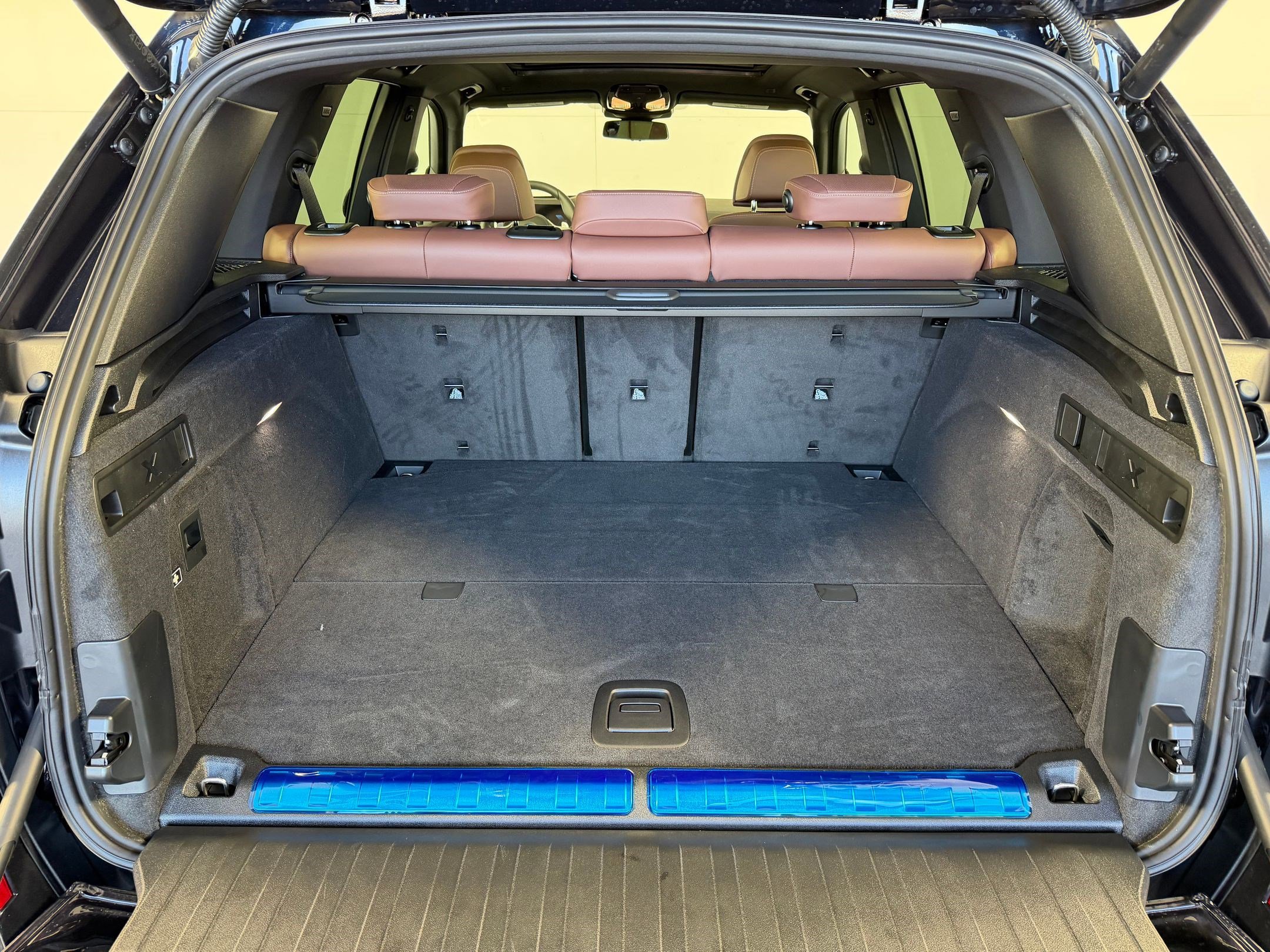 New 2026 BMW X5 xDrive50e image 32