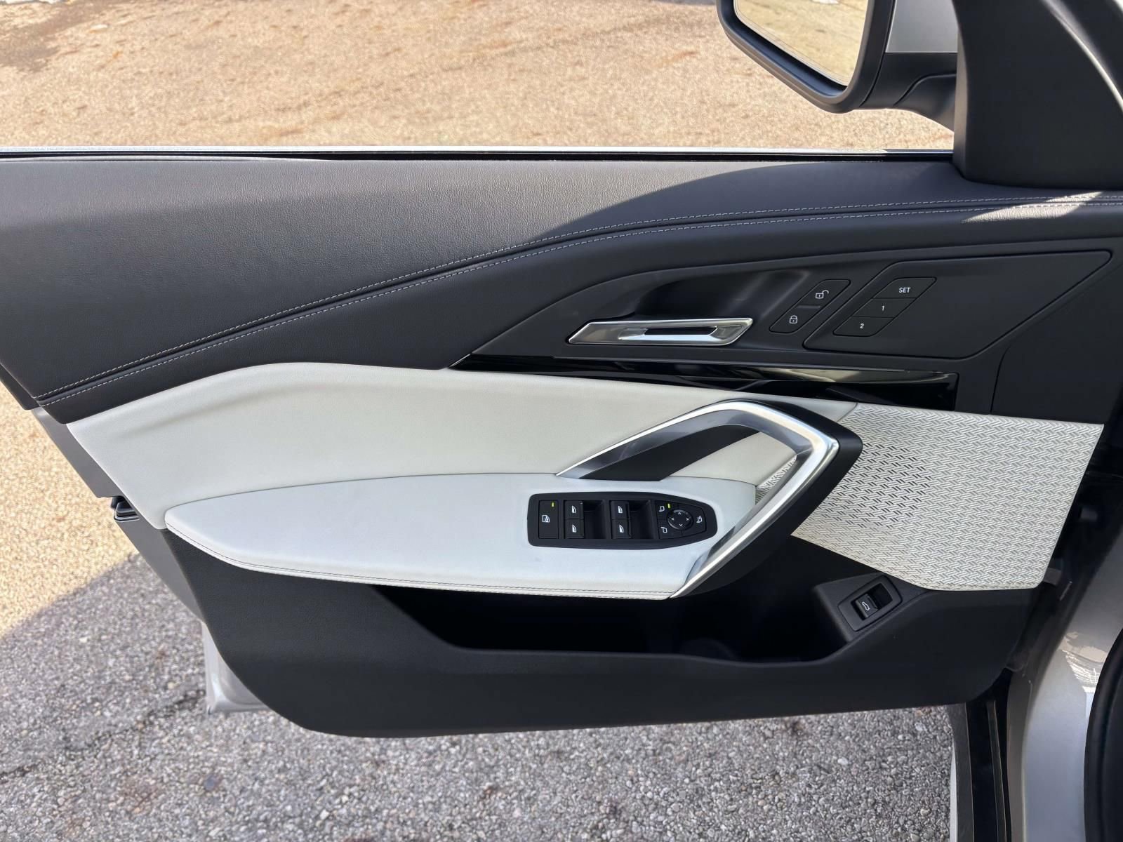 New 2026 BMW X1 xDrive28i w/ Convenience Package image 11