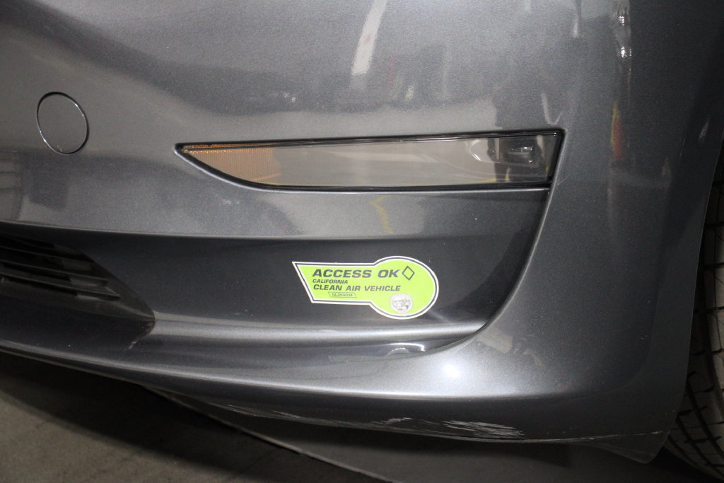 Used 2023 Tesla Model 3 Standard Range RWD image 3
