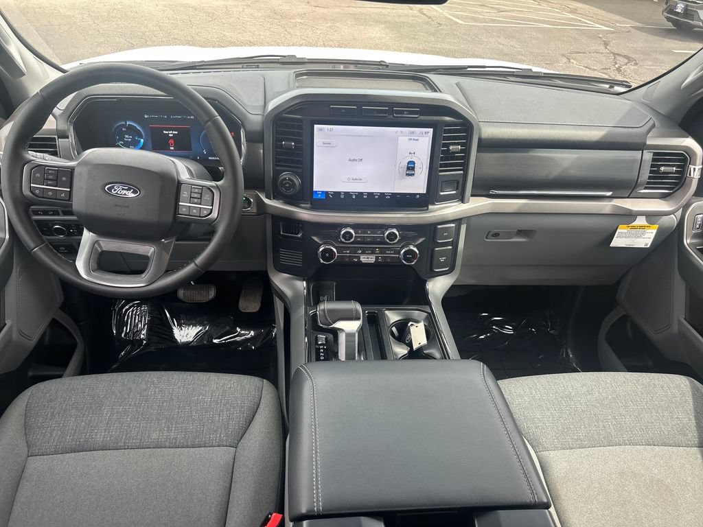 Used 2024 Ford F150 Lightning XLT AWD/4WD image 15