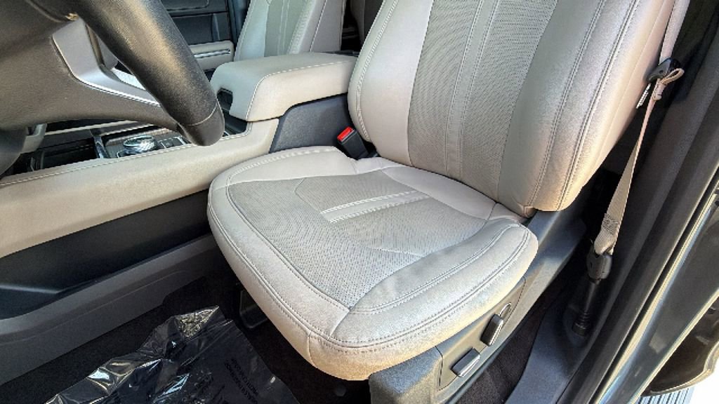 Used 2023 Ford Expedition Max Limited RWD image 19