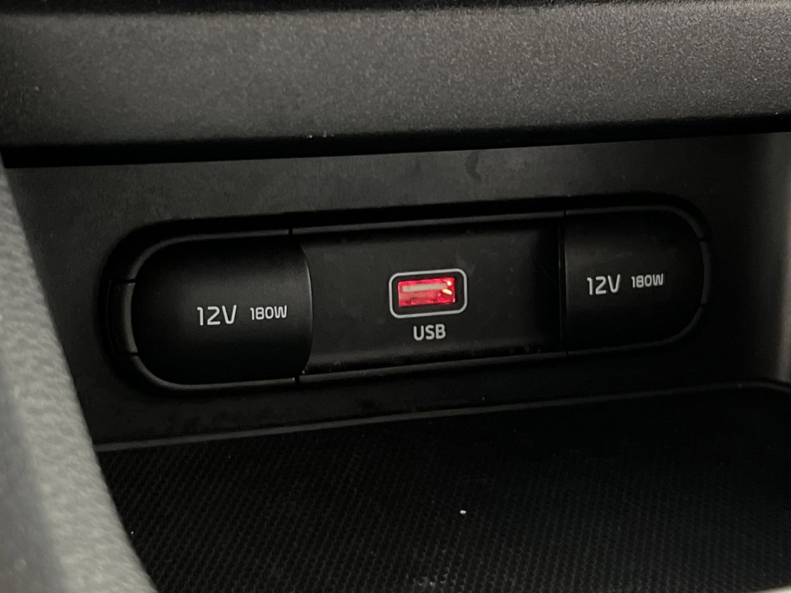 Used 2023 Kia Forte LXS image 31