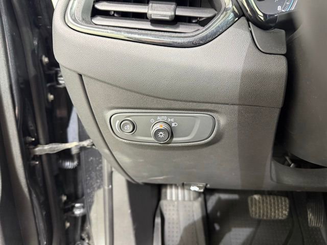 Certified 2022 Chevrolet Equinox RS w/ RS Leather Package image 18