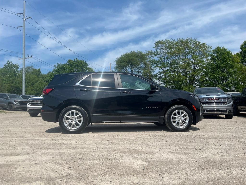 Used 2024 Chevrolet Equinox LT AWD/4WD image 5