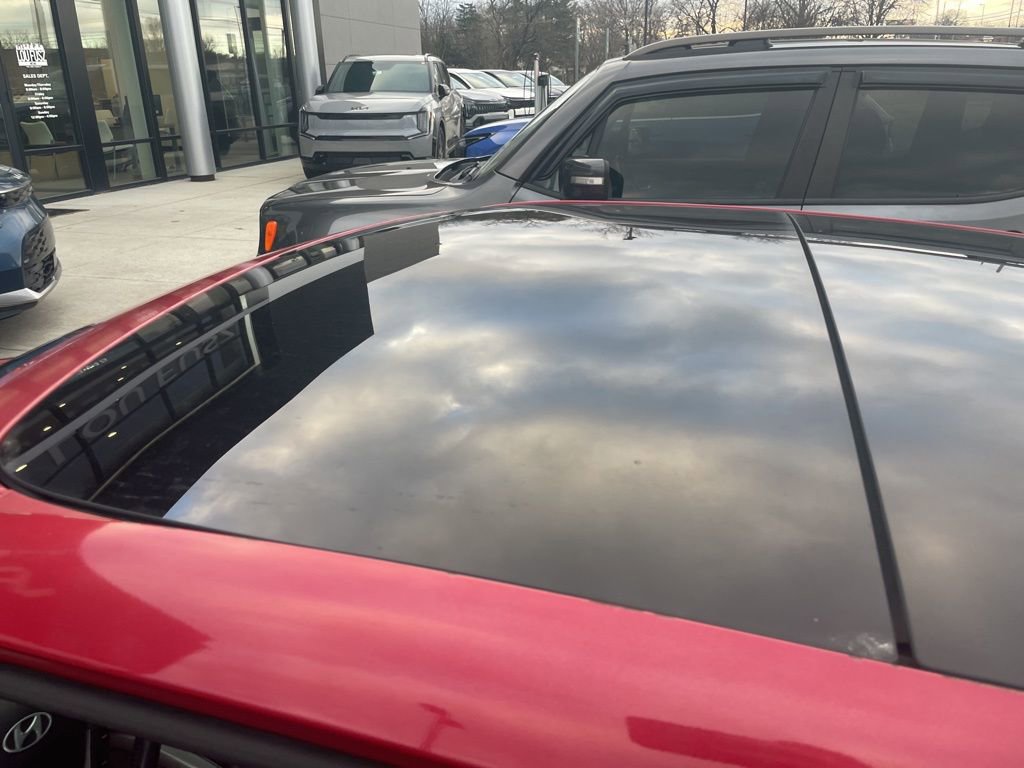 Used 2013 Hyundai Veloster Turbo w/ Ultimate Pkg image 3