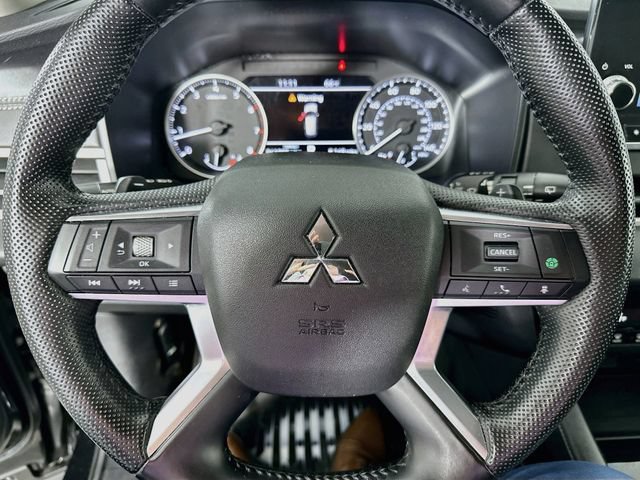 Used 2024 Mitsubishi Outlander SE AWD/4WD image 20