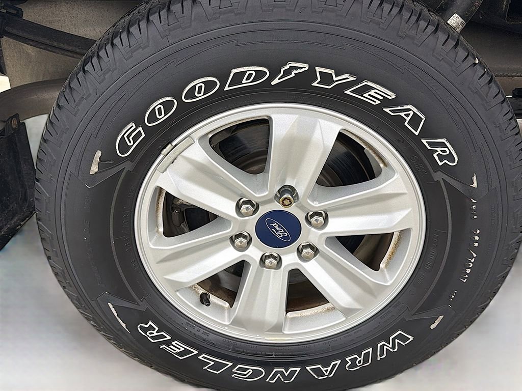 Used 2020 Ford F150 XLT image 12
