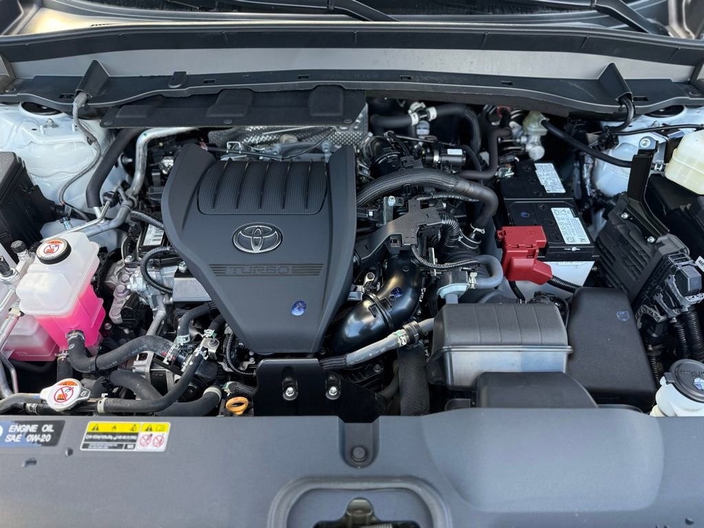 Used 2024 Toyota Grand Highlander Limited image 10