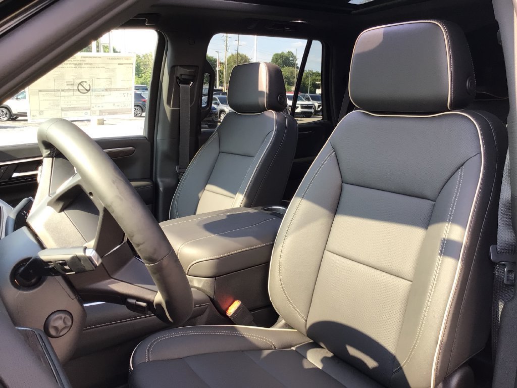 New 2026 Chevrolet Tahoe Premier w/ Sun And Tow Package AWD/4WD image 14