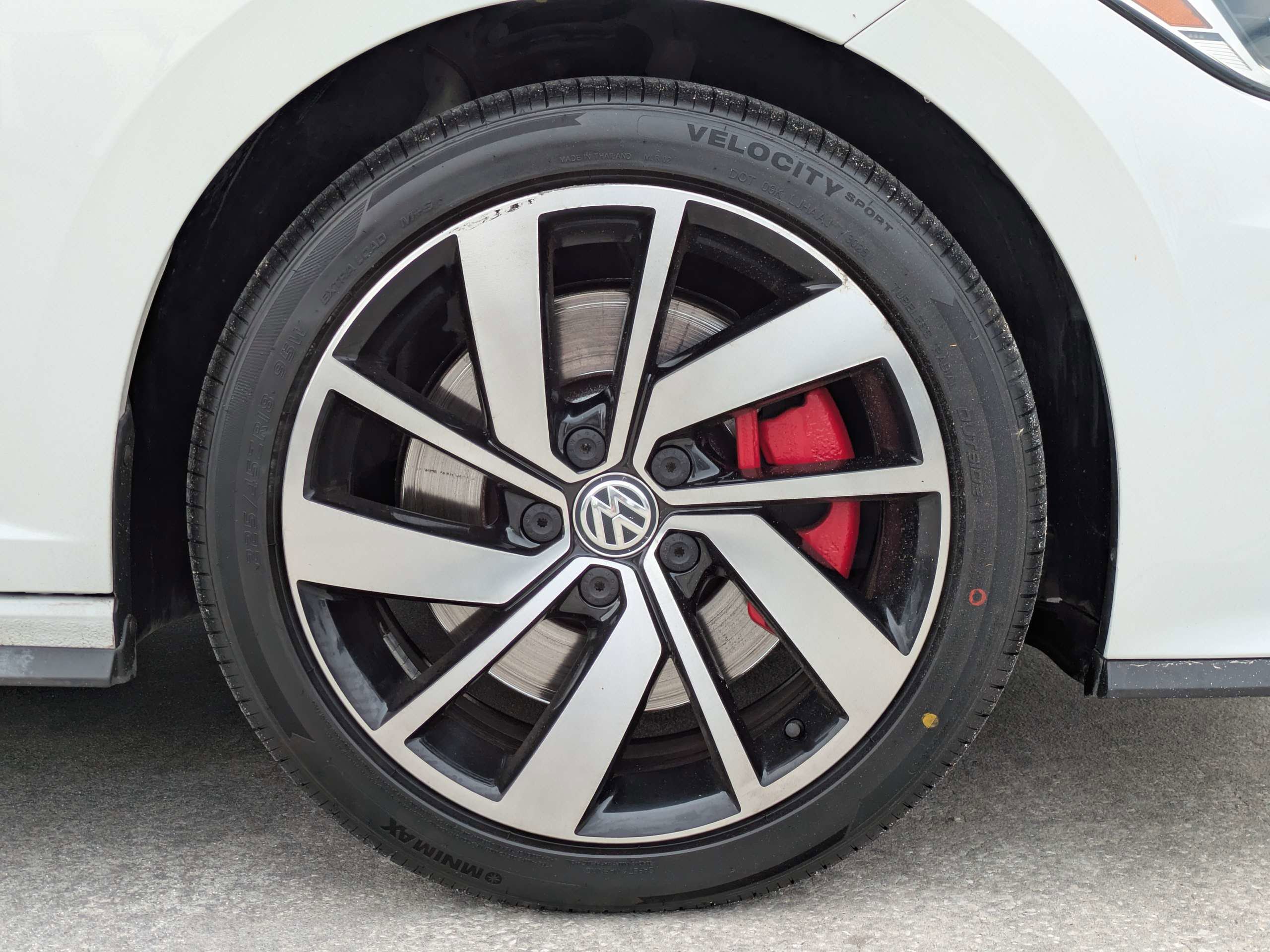 Certified 2019 Volkswagen Jetta GLI image 11