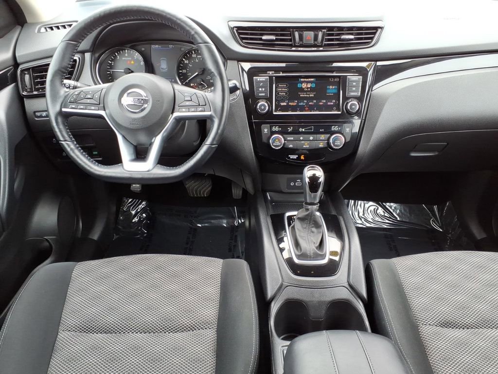 Used 2021 Nissan Rogue Sport SV AWD/4WD image 12