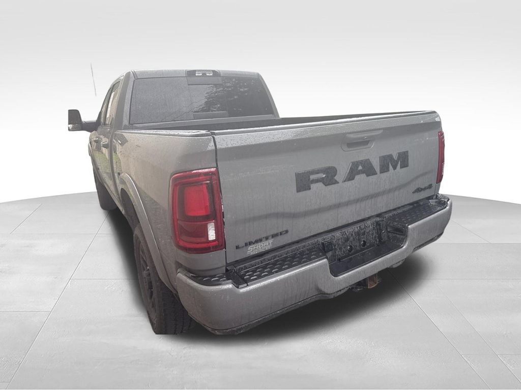 Used 2025 RAM 2500 Limited AWD/4WD image 9