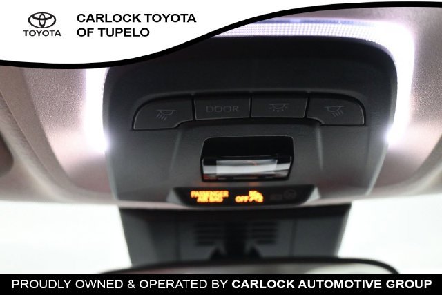 Used 2026 Toyota Corolla LE FWD image 34