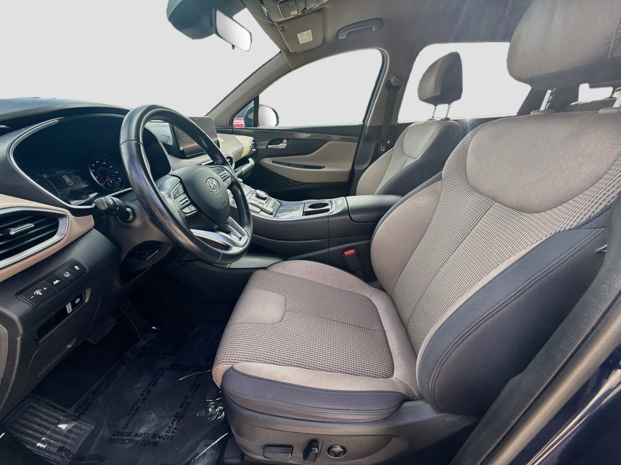 Used 2023 Hyundai Santa Fe SEL FWD image 16