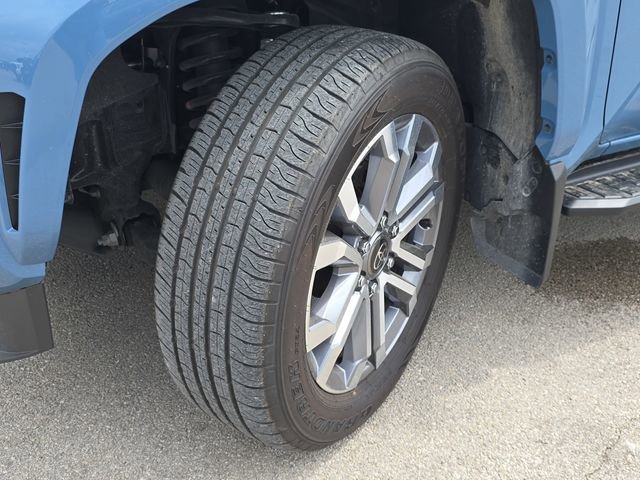 Used 2025 Toyota 4Runner Limited image 33