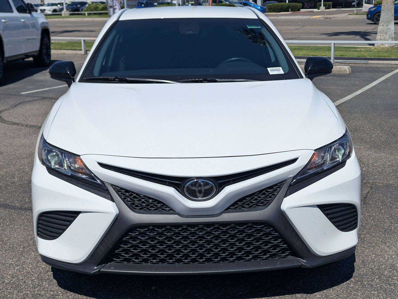 Used 2020 Toyota Camry SE w/ Carpet Mat Package FWD image 6